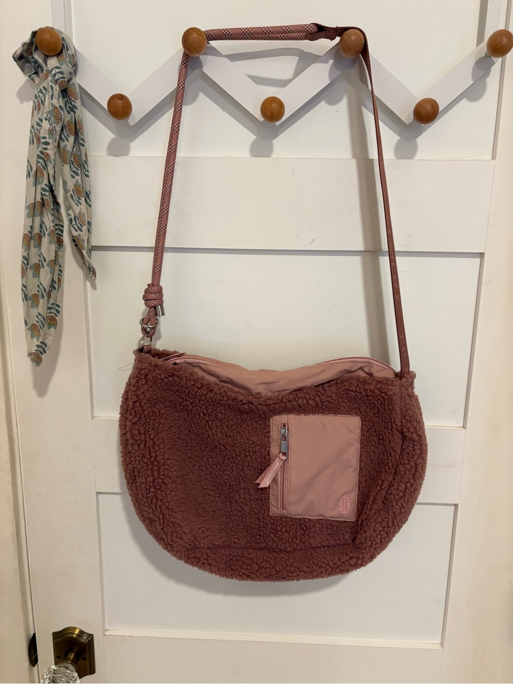 NWOT FP Movement by Free People Slopes Sherpa Sling Bag in Mauve